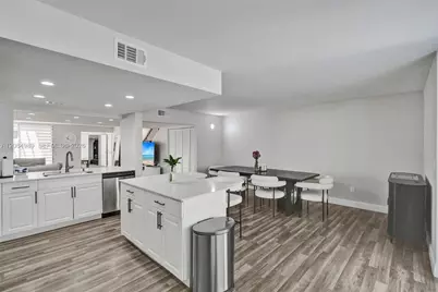 685 NE 206th Ter, Miami, FL 33179 - Photo 15
