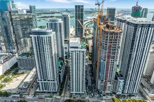 11 NE 6th St, Miami, FL 33132 - Photo 49
