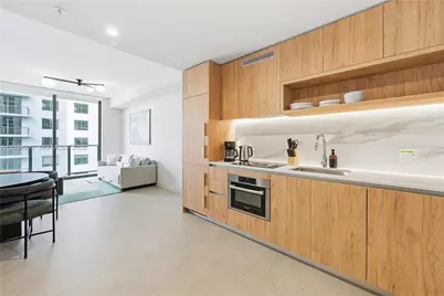 11 NE 6th St #1512, Miami, FL 33132 - Photo 7
