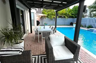 4827 SW 34th Ave, Hollywood, FL 33312 - Photo 15