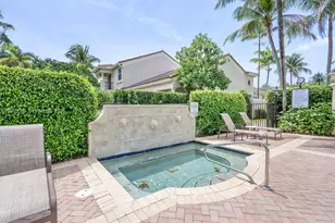1382 Harbor View W, Hollywood, FL 33019 - Photo 43