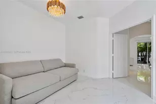 1382 Harbor View W, Hollywood, FL 33019 - Photo 23