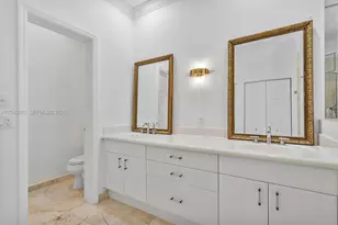 1382 Harbor View W, Hollywood, FL 33019 - Photo 31
