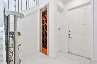 1382 Harbor View W, Hollywood, FL 33019 - Photo 7