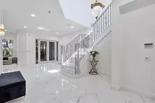 1382 Harbor View W, Hollywood, FL 33019 - Photo 5