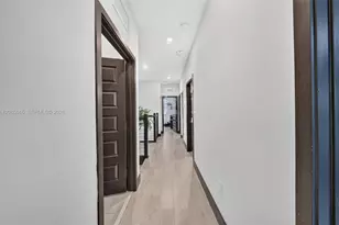 15490 NW 91st Ct, Miami Lakes, FL 33018 - Photo 17
