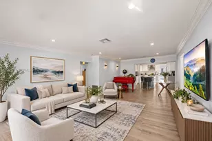 918 NE 4th St, Hallandale Beach, FL 33009 - Photo 3