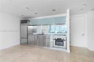 1040 Biscayne Blvd, Miami, FL 33132 - Photo 13