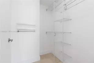 1040 Biscayne Blvd, Miami, FL 33132 - Photo 27