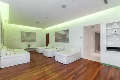 1040 Biscayne Blvd #1806, Miami, FL 33132 - Photo 41