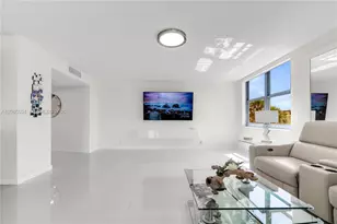 1920 S Ocean Dr, Hallandale Beach, FL 33009 - Photo 9