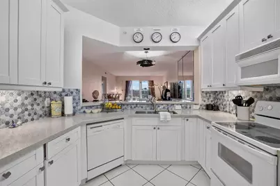 7727 Southampton Ter #310, Tamarac, FL 33321 - Photo 9