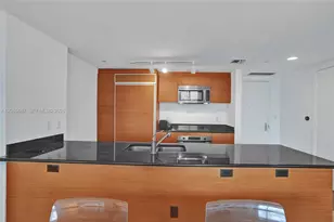 50 Biscayne Blvd, Miami, FL 33132 - Photo 21