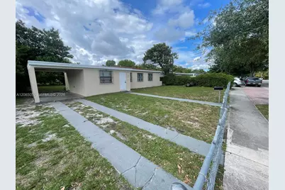 1685 NW 131 St, Miami, FL 33167 - Photo 9
