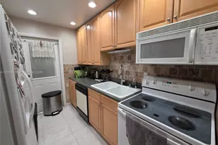 1431 S 14th Ave, Hollywood, FL 33020 - Photo 13