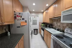 1431 S 14th Ave, Hollywood, FL 33020 - Photo 11