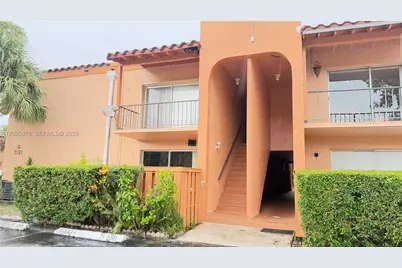 7121 Miami Lakes Dr #Q8, Miami Lakes, FL 33014 - Photo 1