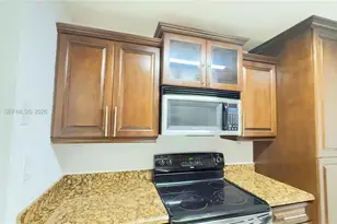 7121 Miami Lakes Dr, Miami Lakes, FL 33014 - Photo 3