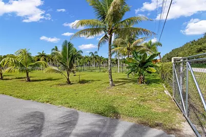 3351 SW 132nd Ave, Miramar, FL 33027 - Photo 91