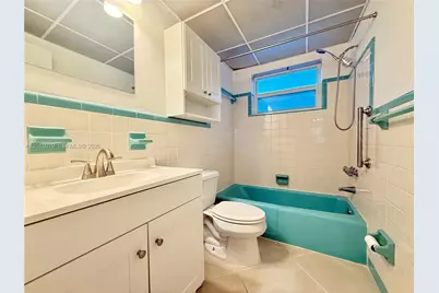 22 SE 3rd Ter #7, Dania Beach, FL 33004 - Photo 11