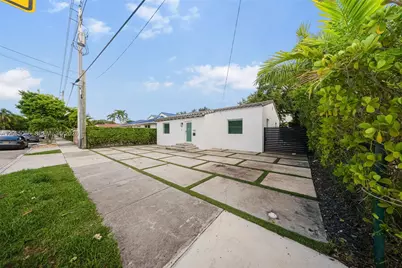 1935 SW 24th Ter, Miami, FL 33145 - Photo 23