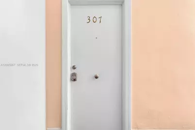 536 14th St #307, Miami Beach, FL 33139 - Photo 5