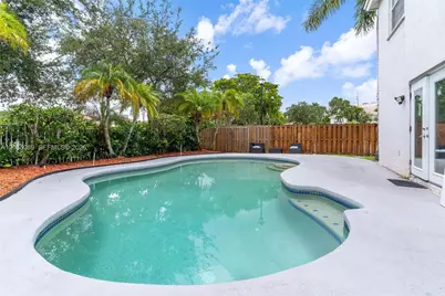 2405 NW 79th Ter #0, Margate, FL 33063 - Photo 23