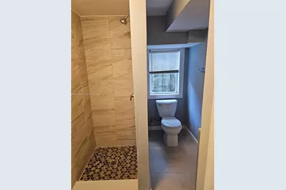 807 SW 4th St #back, Fort Lauderdale, FL 33312 - Photo 3