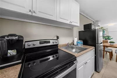1685 Jefferson Ave #6, Miami Beach, FL 33139 - Photo 9