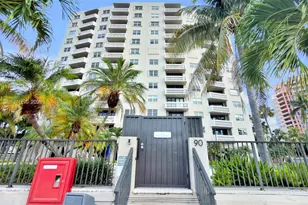 90 Edgewater Dr, Coral Gables, FL 33133 - Photo 23