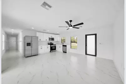 4987 Fairway Ct #4987, Lehigh Acres, FL 33971 - Photo 3