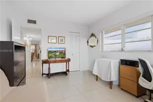 5300 Washington St, Hollywood, FL 33021 - Photo 17