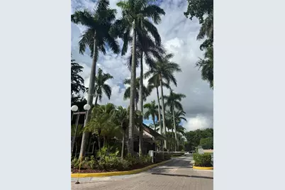 14035 SW 91st Ter #14035, Miami, FL 33186 - Photo 13