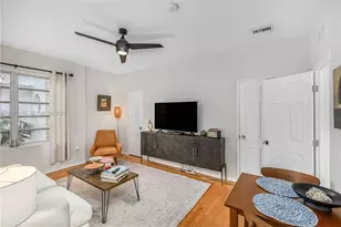742 10th St, Miami Beach, FL 33139 - Photo 23