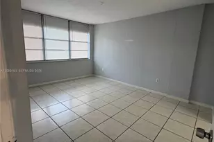 2175 NE 170th St, North Miami Beach, FL 33162 - Photo 9