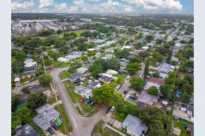 2020 Rutland St, Opa-Locka, FL 33054 - Photo 37