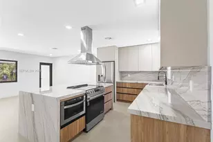 610 NE 164th Terrace, Miami, FL 33162 - Photo 3