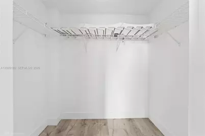 253 NE 2nd St #2104, Miami, FL 33132 - Photo 13