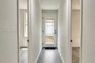 3540 NW 38th Terrace, Lauderdale Lakes, FL 33309 - Photo 11