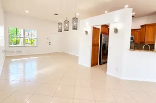 908 Tanglewood Cir, Weston, FL 33327 - Photo 11