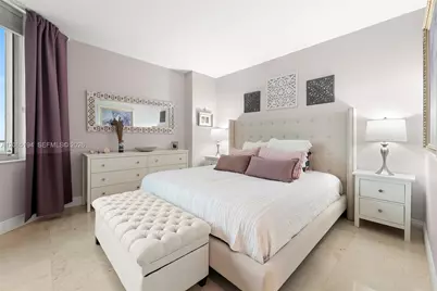 335 S Biscayne Blvd #1801, Miami, FL 33131 - Photo 11