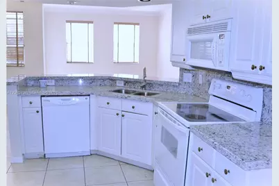 3225 NE 184th St #10103, Aventura, FL 33160 - Photo 5