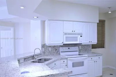 3225 NE 184th St #10103, Aventura, FL 33160 - Photo 7