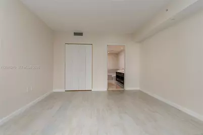 45 SW 9th St #1606, Miami, FL 33130 - Photo 25