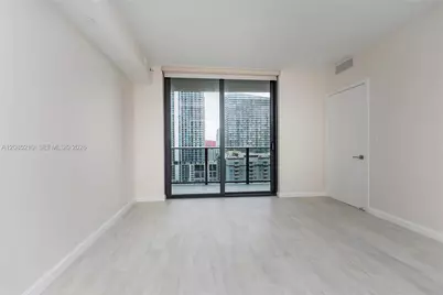 45 SW 9th St #1606, Miami, FL 33130 - Photo 21