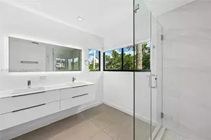 536 Hibiscus Dr, Hallandale Beach, FL 33009 - Photo 19