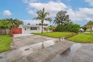 5820 NE 2nd Ave, Oakland Park, FL 33334 - Photo 21