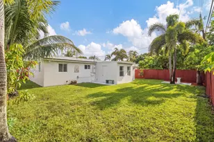 5820 NE 2nd Ave, Oakland Park, FL 33334 - Photo 23