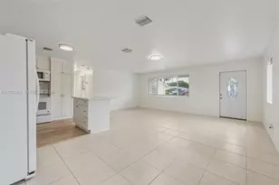 5820 NE 2nd Ave, Oakland Park, FL 33334 - Photo 3