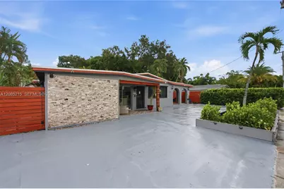 2616 NE 6th Avenue, Wilton Manors, FL 33334 - Photo 3